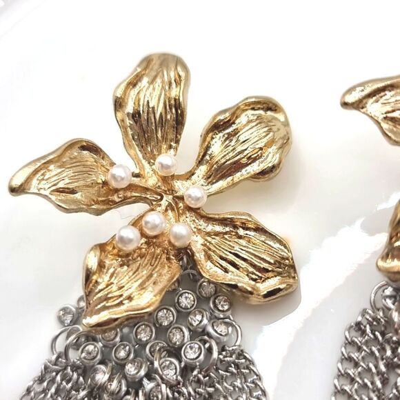 New ZARA Charisma flower chain fringe rhinestone dangle earrings - Picture 4 of 11